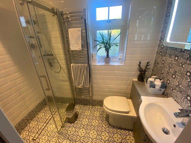 Annex Shower Room