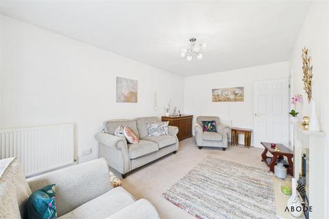 2 bedroom detached bungalow for sale, Dovedale Close, Burton-On-Trent DE15