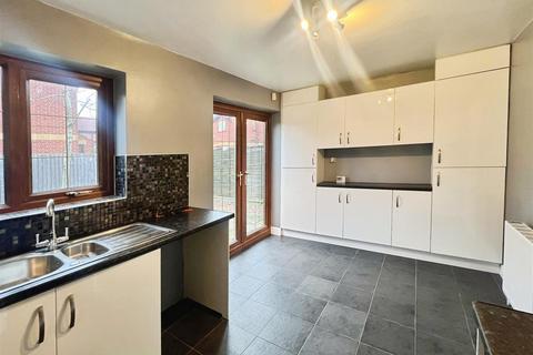 undefined, Finkle Street, Doncaster DN5
