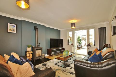 undefined, Cedar Road, Carterton, OX18