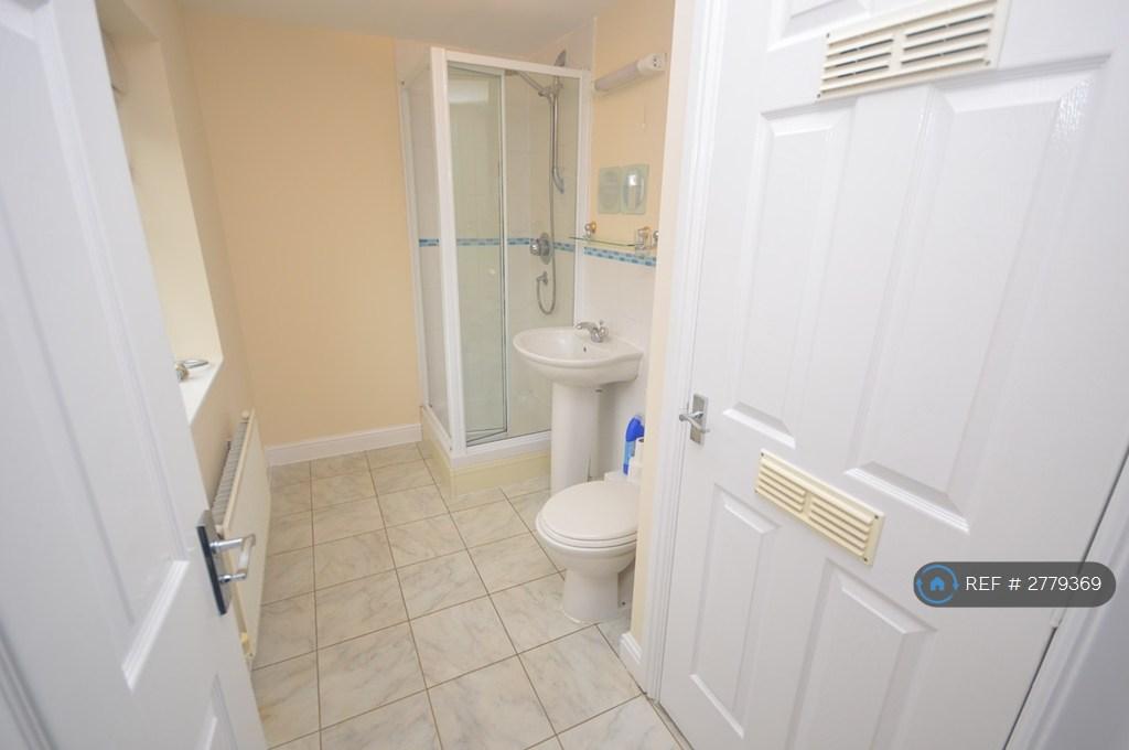 Ensuite Bathroom