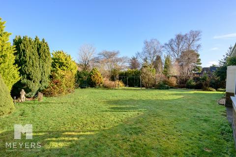 3 bedroom detached bungalow for sale, Lions Lane | Ashley Heath | BH24