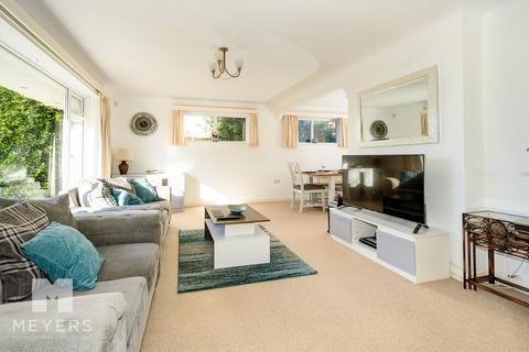 3 bedroom detached bungalow for sale, Lions Lane | Ashley Heath | BH24