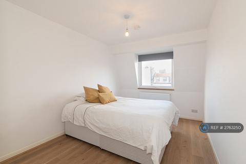 1 bedroom flat to rent, Tooting High Street, London, SW17