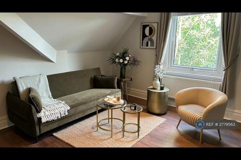 2 bedroom flat to rent, Ullet Road, Liverpool, L17