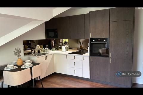2 bedroom flat to rent, Ullet Road, Liverpool, L17