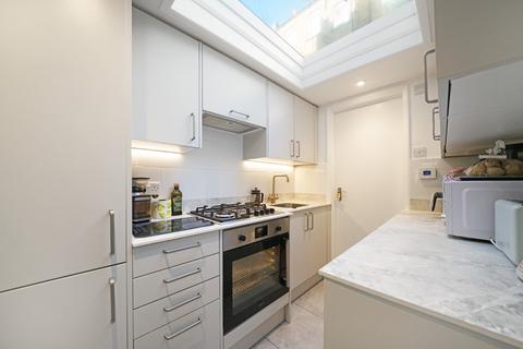 1 bedroom semi-detached house to rent, Perham Road, London, W14
