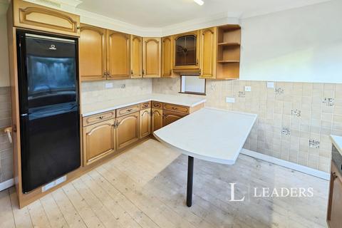 4 bedroom bungalow for sale, The Links, Mansfield, Nottinghamshire