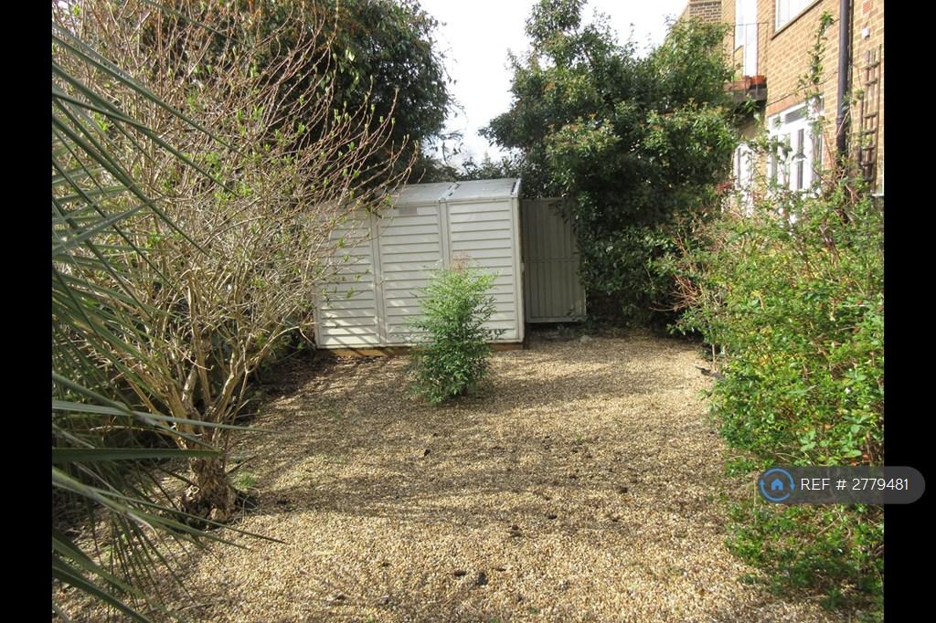 Garden & Bike Shed