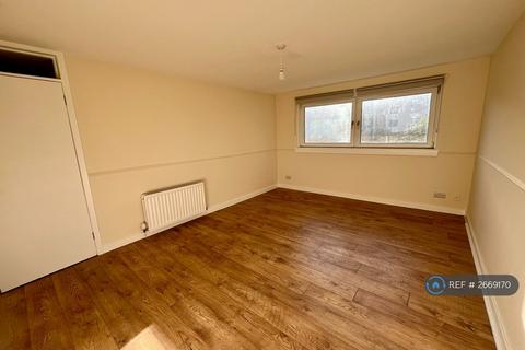 undefined, Calder Crescent, Edinburgh, EH11