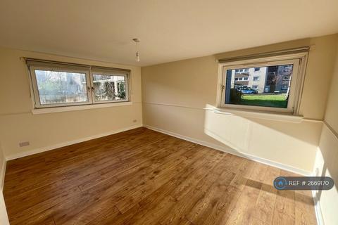 undefined, Calder Crescent, Edinburgh, EH11