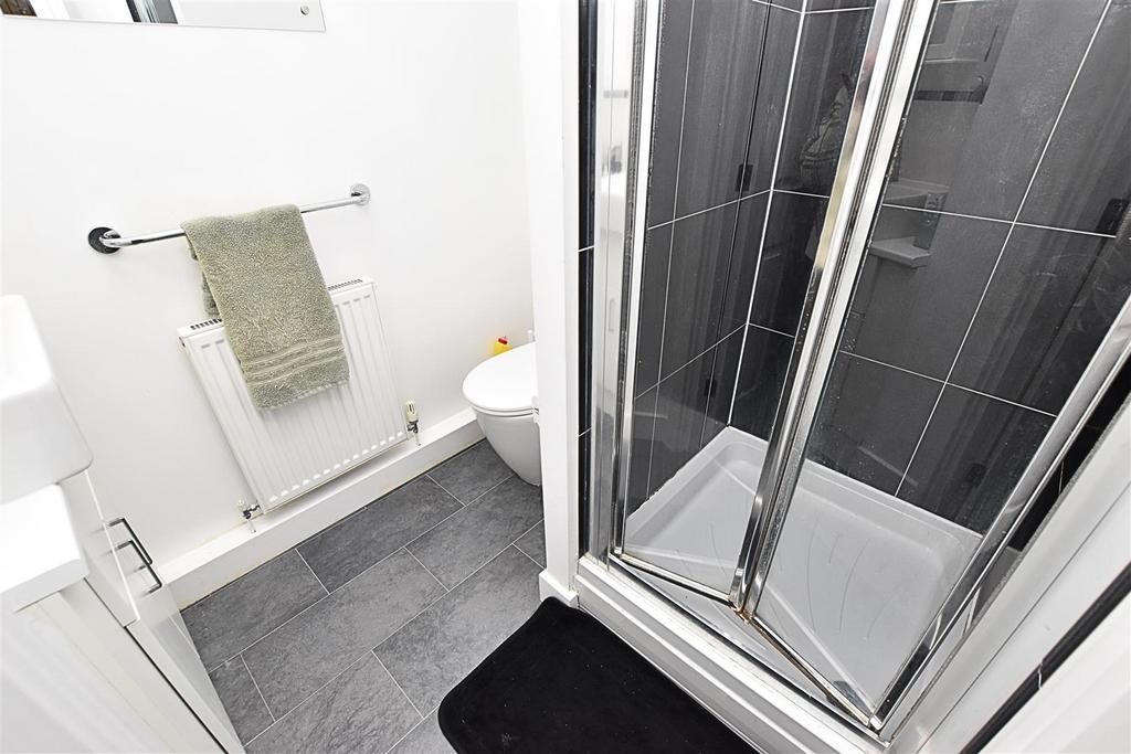 En suite shower room