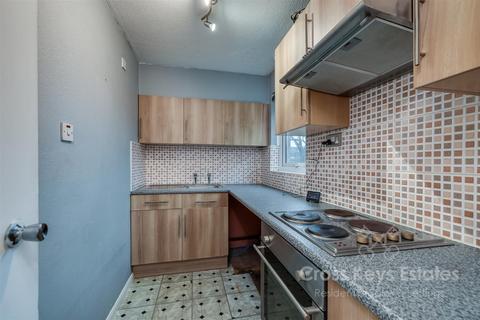 1 bedroom house to rent, Lavington Close, Plympton PL7
