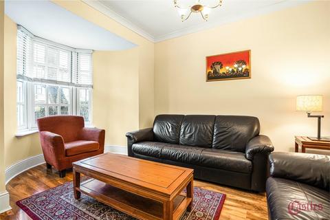 undefined, Queensbridge Road, E8