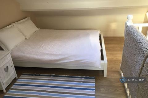 4 bedroom terraced house to rent, Seymour Road, Leicester, LE2