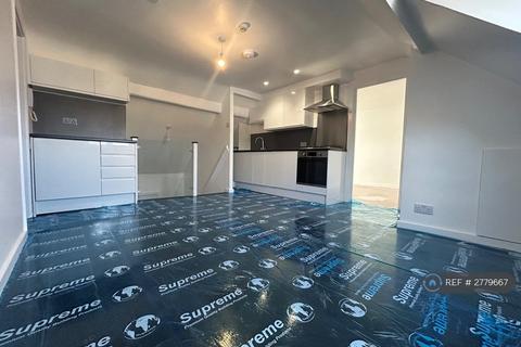 undefined, Holmesdale Road, London, SE25