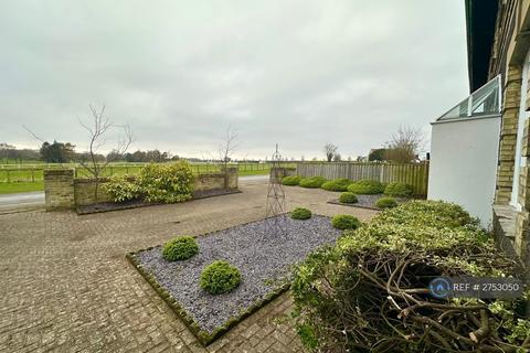 undefined, The Links, Newmarket, CB8