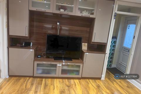 undefined, Cove Road, Farnborough, GU14