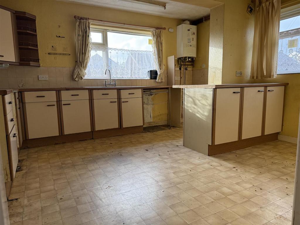Open Plan Kitchen Dining Room