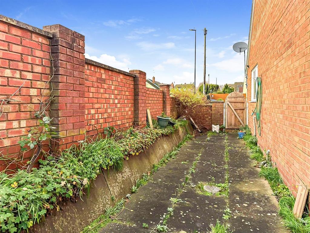 Side Garden