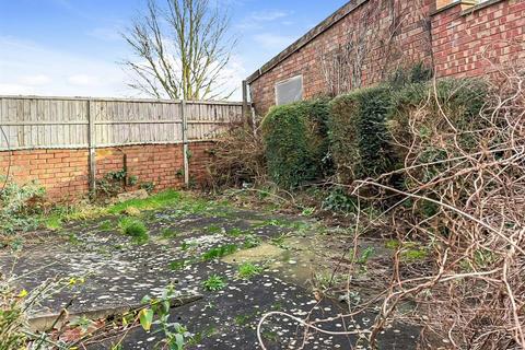 undefined, Attwood Crescent, Wyken Green, Coventry * VACANT & NO UPWARD CHAIN *