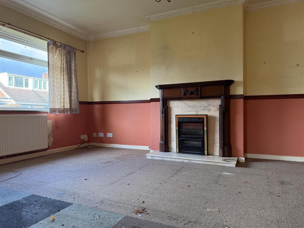 Lounge Dining Room