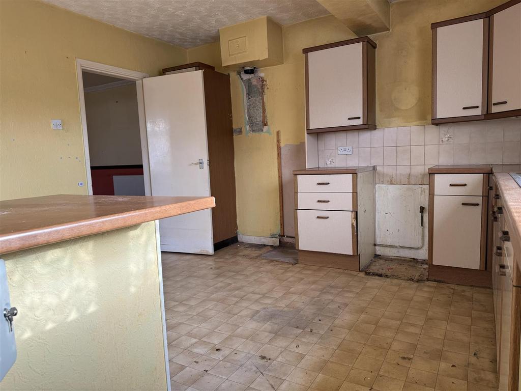 Open Plan Kitchen Dining Room