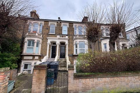 1 bedroom flat for sale, Hollybush Hill, London, E11