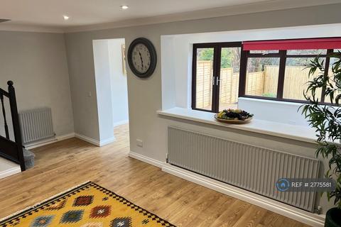 undefined, Brecon Close, Dibden Purlieu, Southampton, SO45