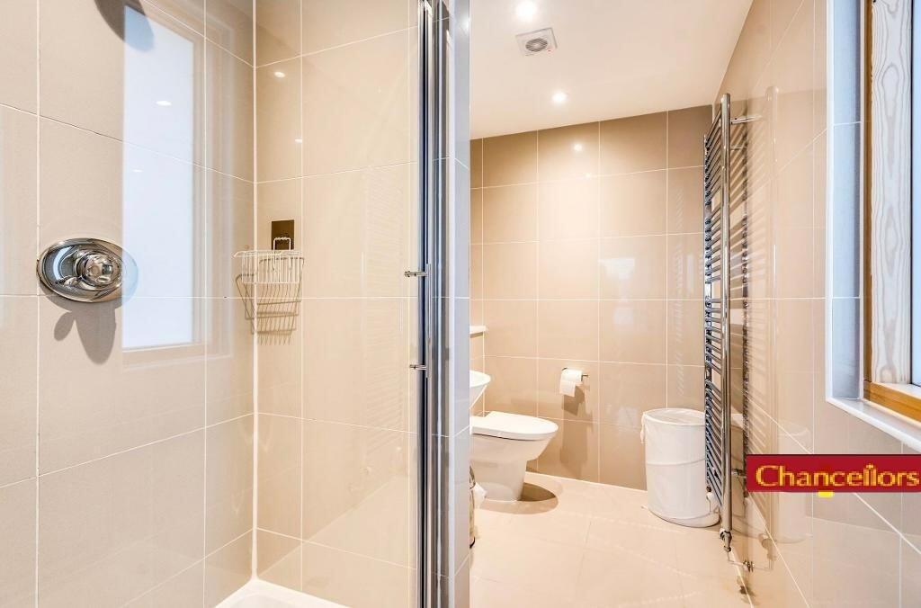Bathroom2