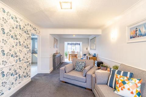 undefined, Biddenden Court, Basildon SS13