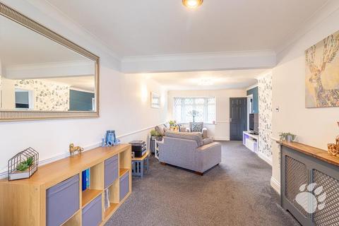 undefined, Biddenden Court, Basildon SS13