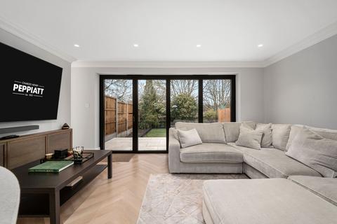 undefined, Foxmead Close, Enfield, EN2