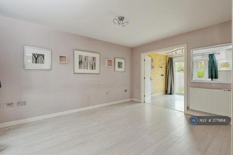 3 bedroom detached house to rent, Avocet Avenue, Liverpool, L19