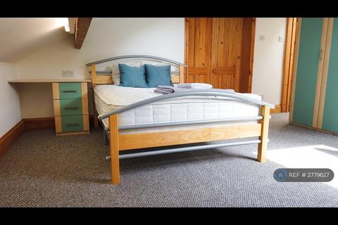 undefined, Balmoral Place, Halifax, HX1