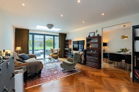 undefined, Oakshade Road, Oxshott, Surrey, KT22