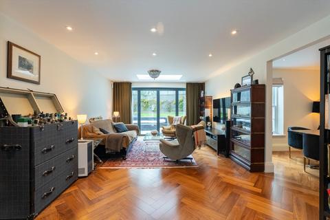 undefined, Oakshade Road, Oxshott, Surrey, KT22