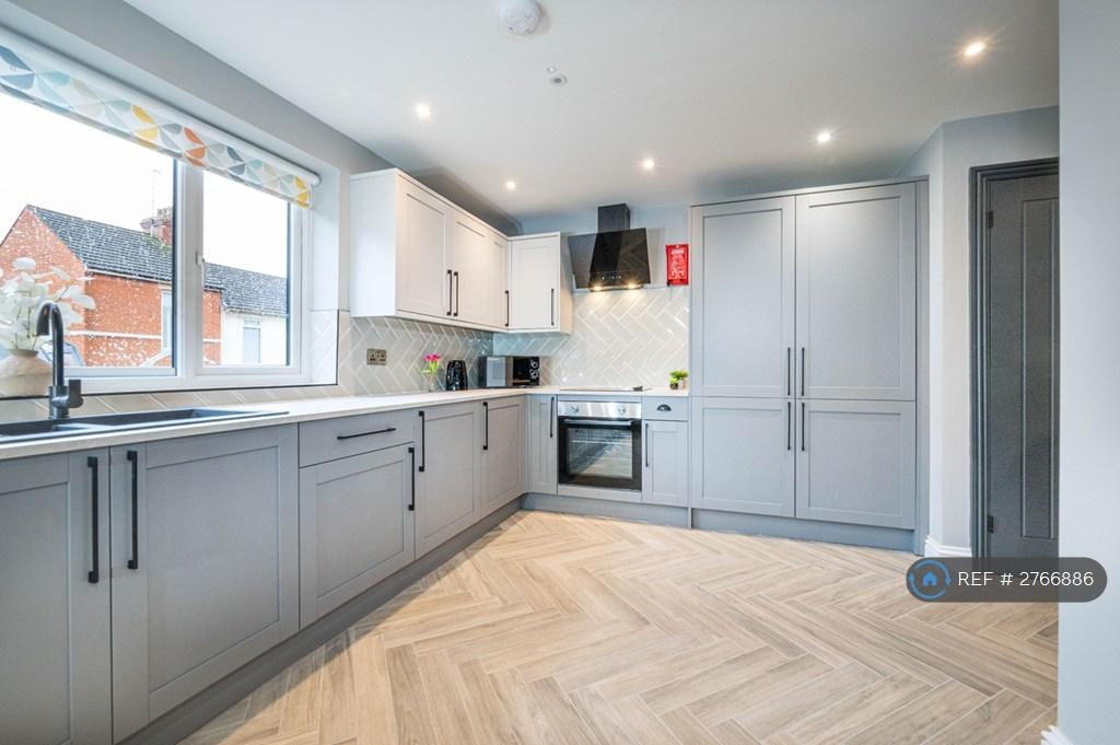 Communal Kitchen