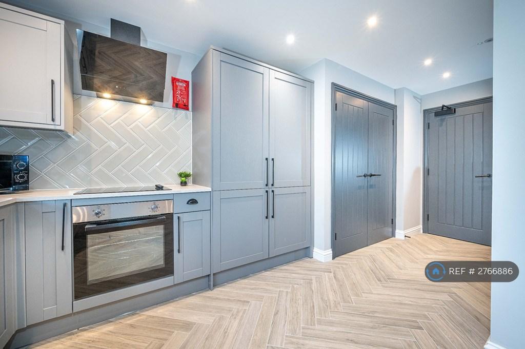 Communal Kitchen