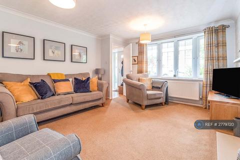 undefined, Rochford Drive, Luton, LU2