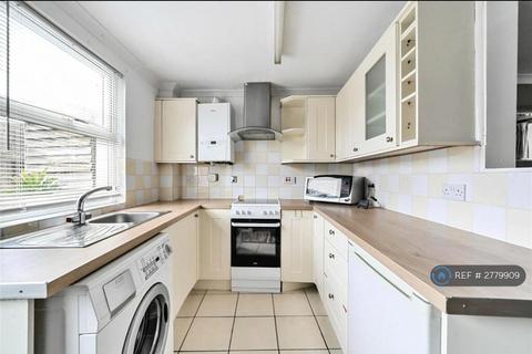 2 bedroom semi-detached house to rent, Weston Road, Olney, MK46