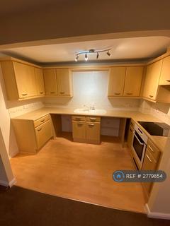 2 bedroom flat to rent, West End House, Southampton, SO18