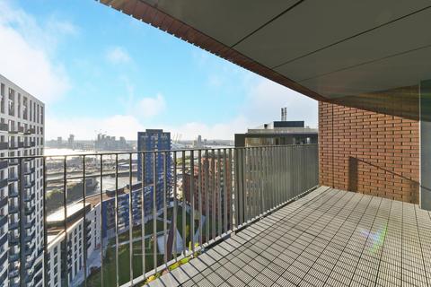 1 bedroom apartment for sale, Modena House, London City Island, London, E14