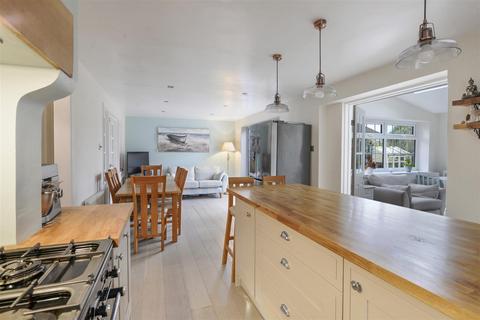 4 bedroom detached house for sale, Headingley Road, Allington ME16