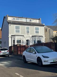 2 bedroom apartment to rent, Beech Avenue, Nottingham