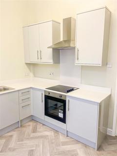2 bedroom apartment to rent, Beech Avenue, Nottingham