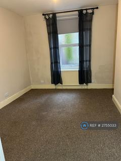1 bedroom flat to rent, Mostyn Street, Llandudno, LL30