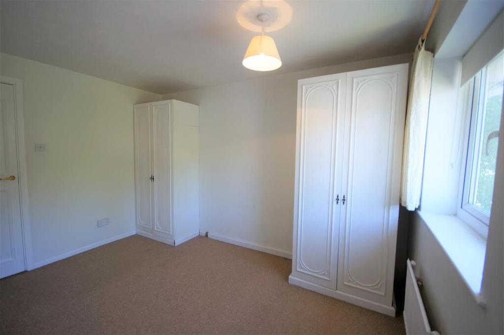 Bedroom-1-.jpg