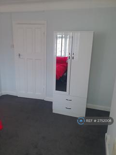 1 bedroom in a flat share to rent, Church Lane, London, NW9