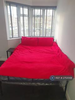 1 bedroom in a flat share to rent, Church Lane, London, NW9